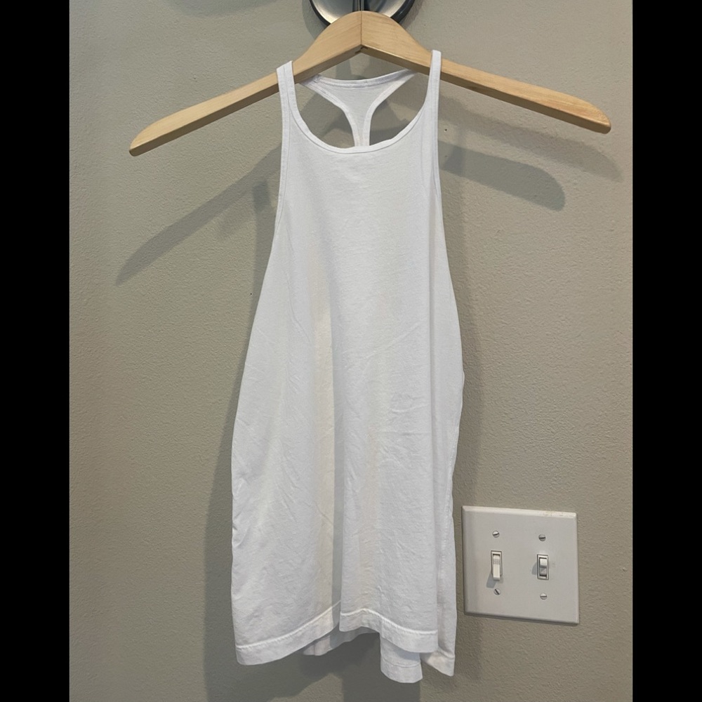 Lululemon pure white cotton tank, looser fit, size 0 excellent condition